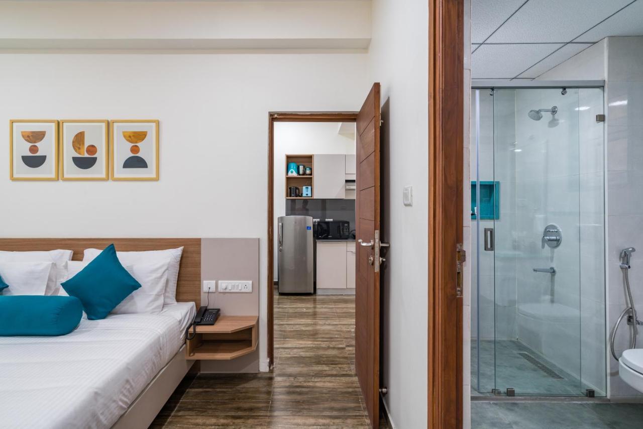 Skyla Studios & Suites - Hitech City Hyderabad Eksteriør billede