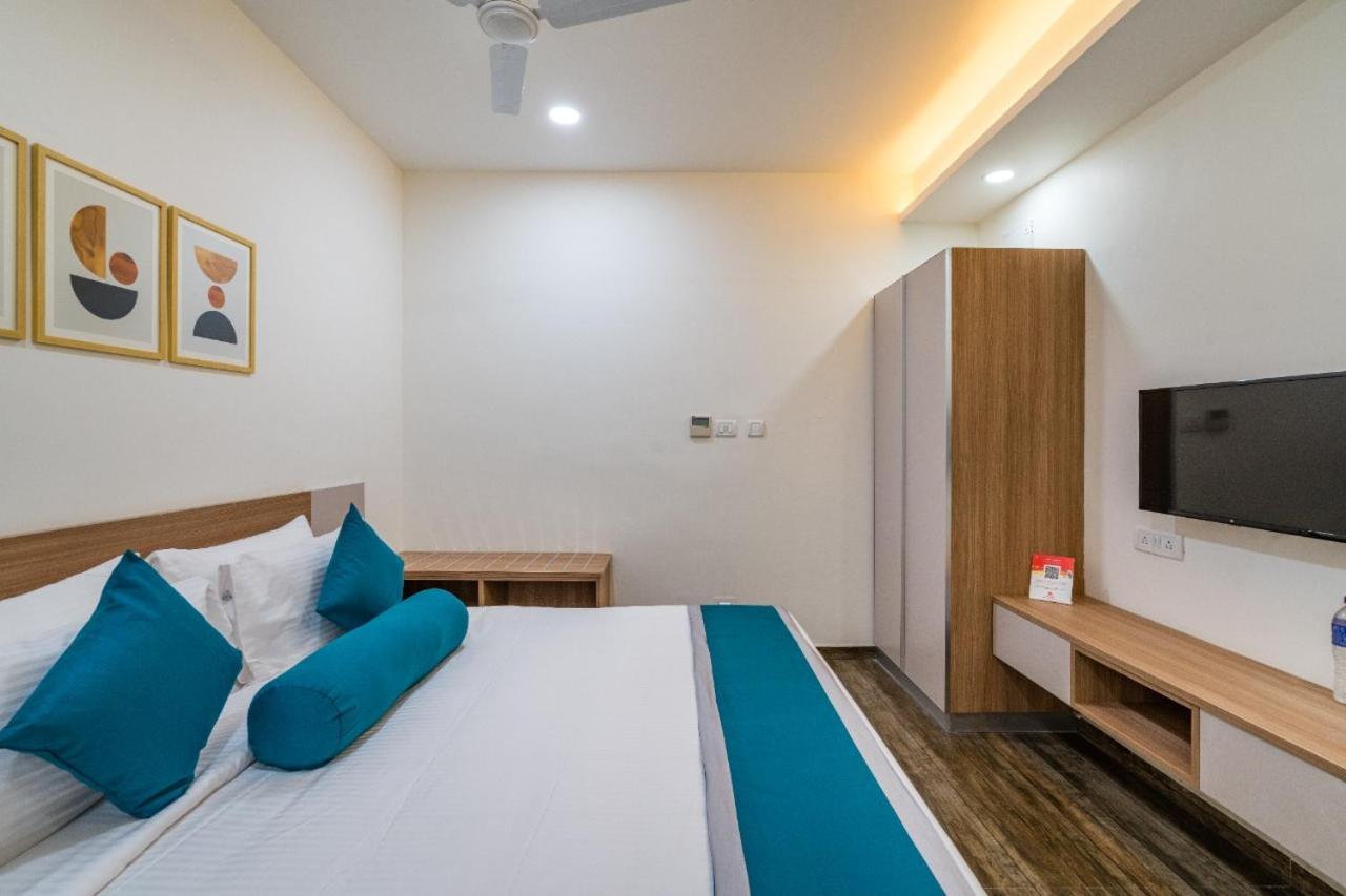 Skyla Studios & Suites - Hitech City Hyderabad Eksteriør billede
